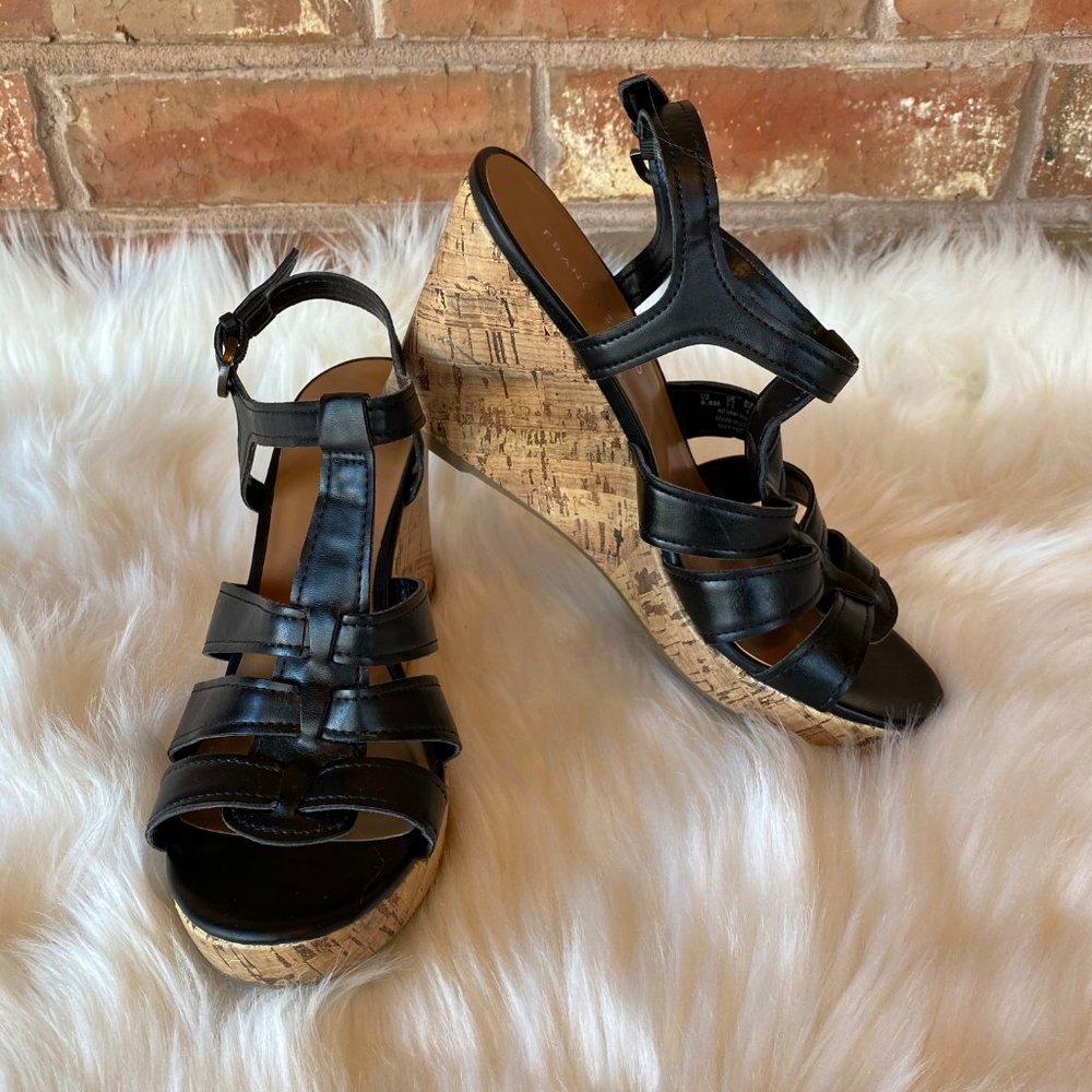 FRANCO SARTO Sandals T-Strap Peep Toe “Mary Beth” Black Leather Cork Wedge 9.5 - Picture 2 of 6
